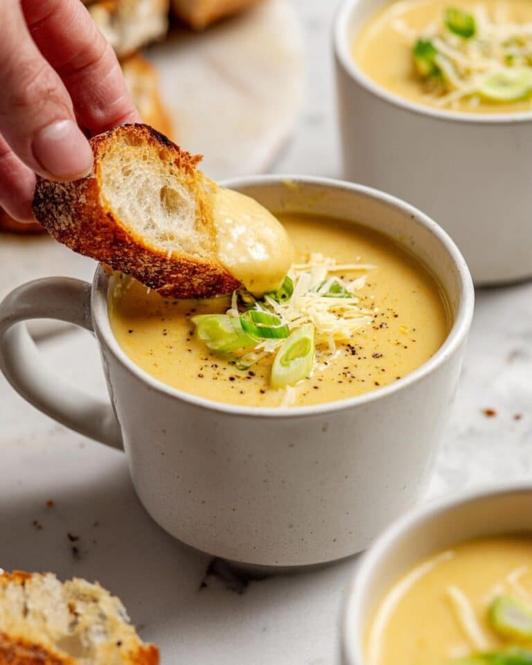 Roasted Garlic Cheddar Cauliflower Soup Recipe