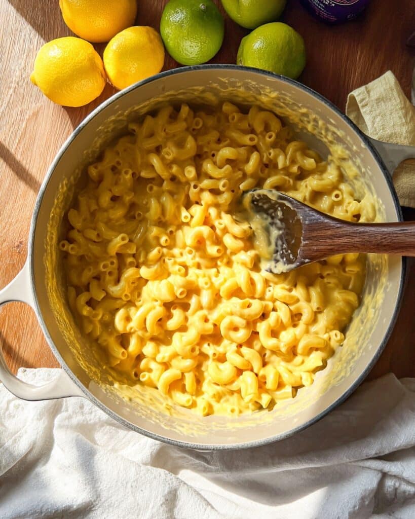 One Pot Creamy Mac and Cheese (Stovetop) Recipe