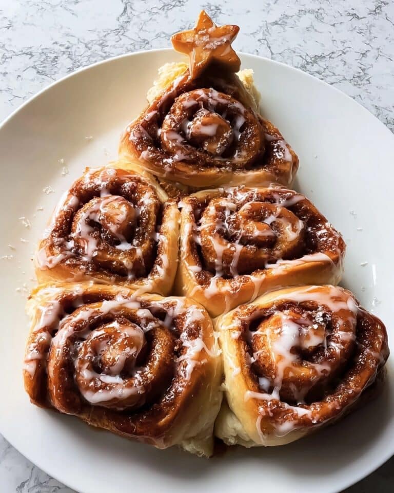 Cinnamon Roll Christmas Tree Recipe