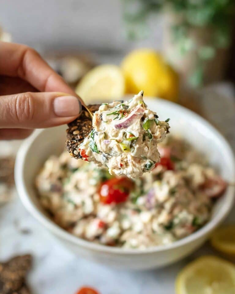 Quick Mediterranean Tuna Salad with No Mayo (Healthy) Recipe